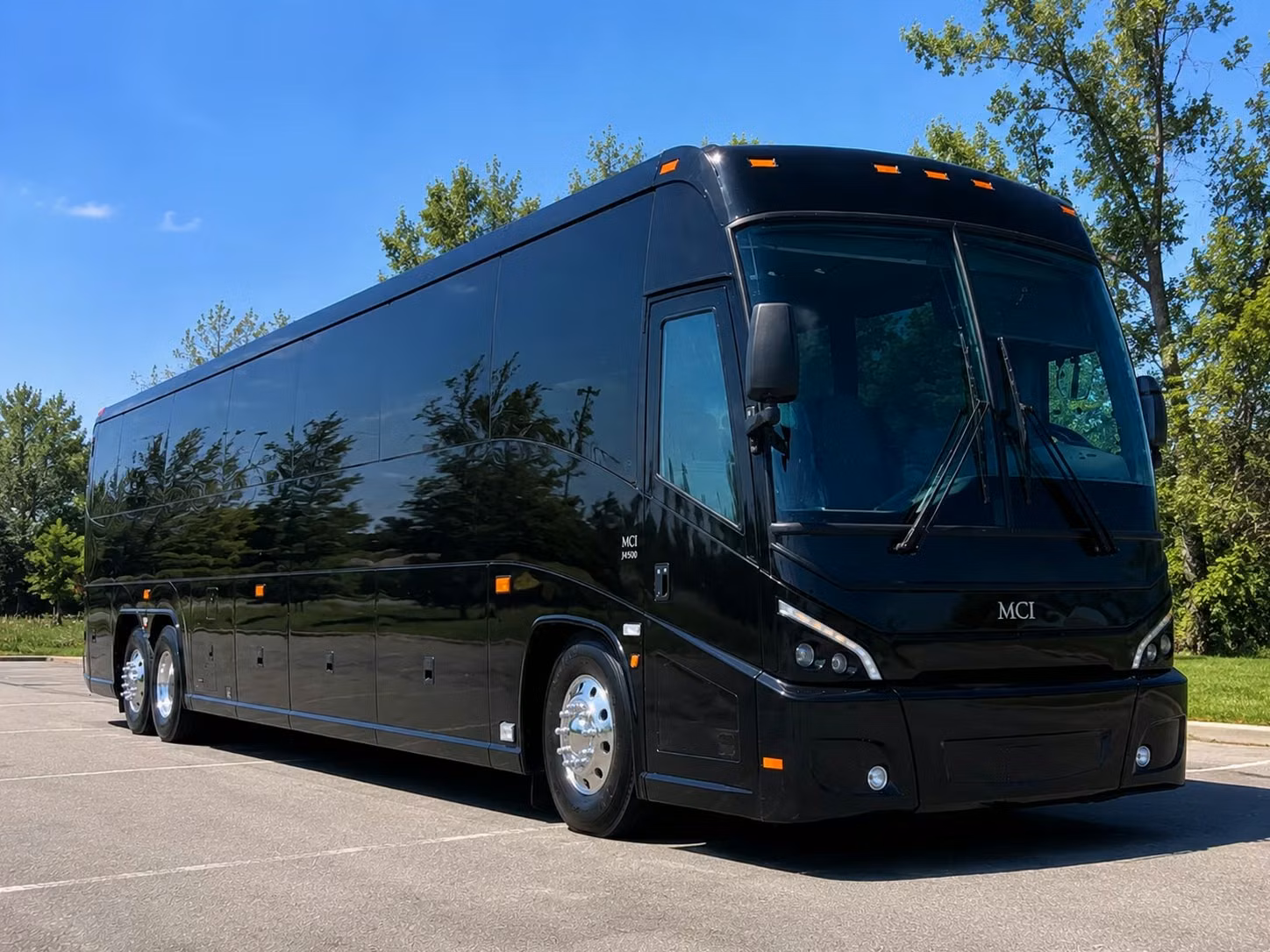 charter bus rentals in norwalk for large prom groups and school organized transportation