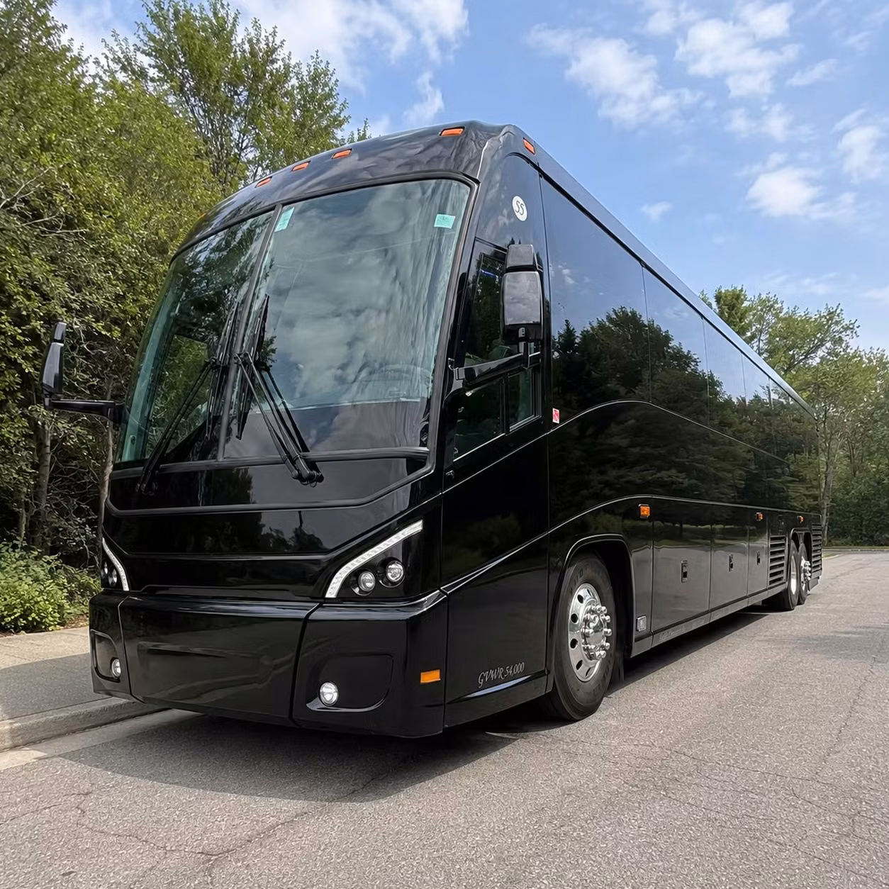 sports teams and fan groups traveling out of norwalk rely on charter buses